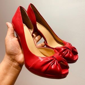Nine West || Patent Red Peep Toe Pumps